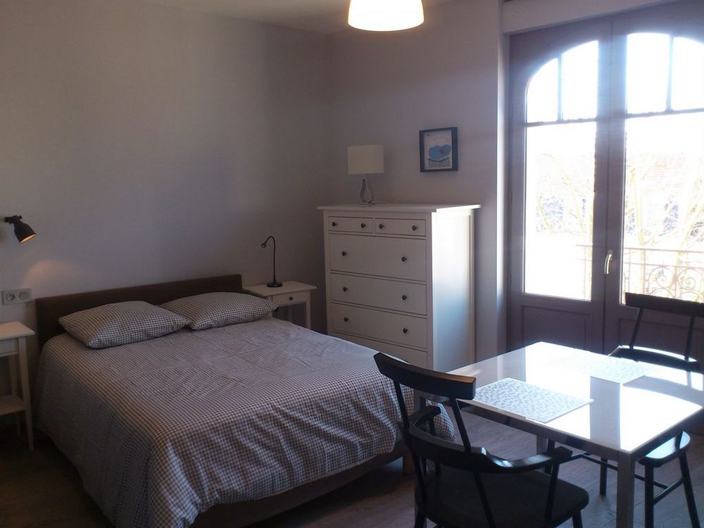 Aparthotel Vichy Residencia Exterior foto